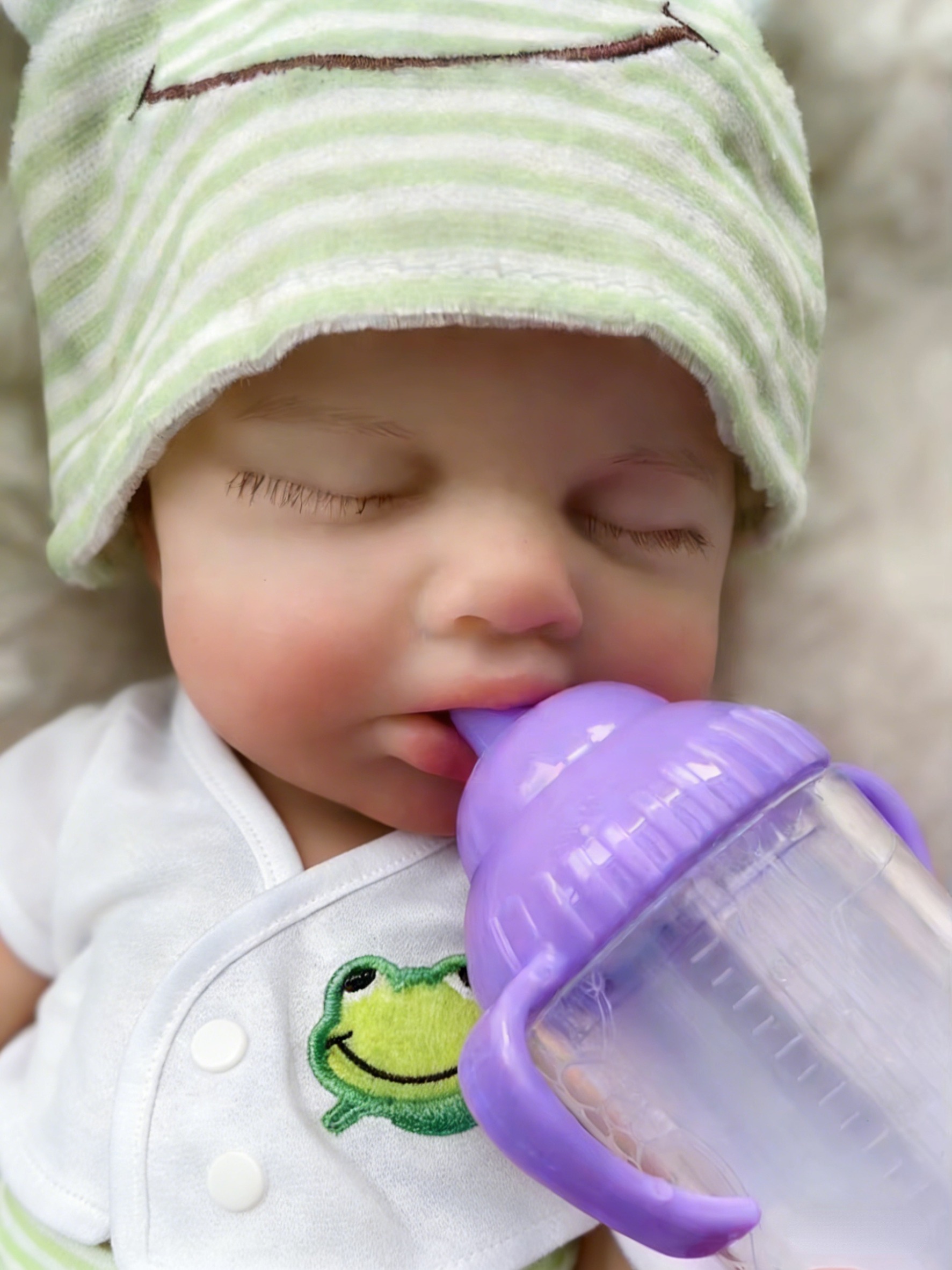 Reborn Baby Doll Silicone Realistic - Boneca Reborn OtardDolls Loulou com Boca